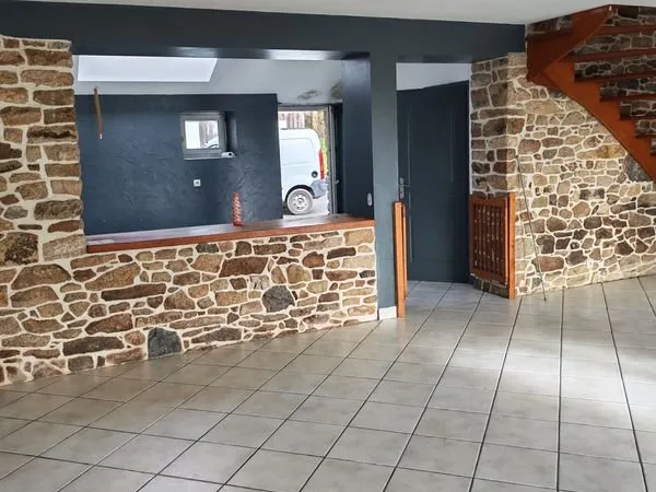Maison a louer laurenan