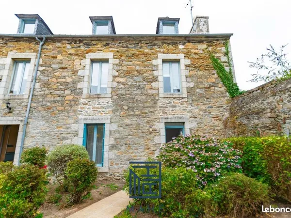 Bel Appartement T2 Rénové Avec Terrasse