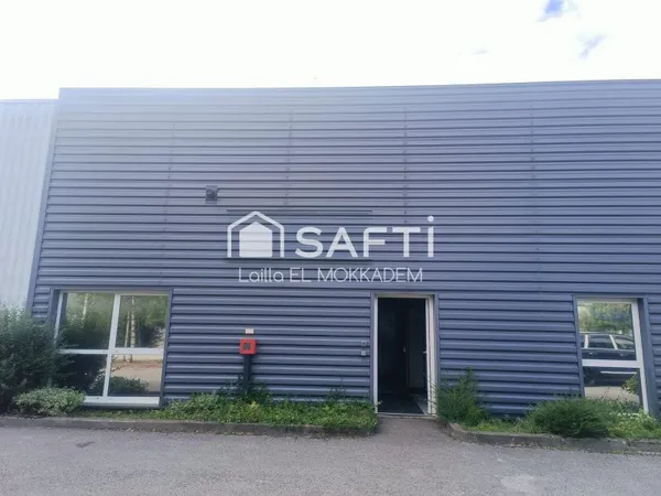 À VENDRE - BÂTIMENT INDUSTRIEL 319 m²