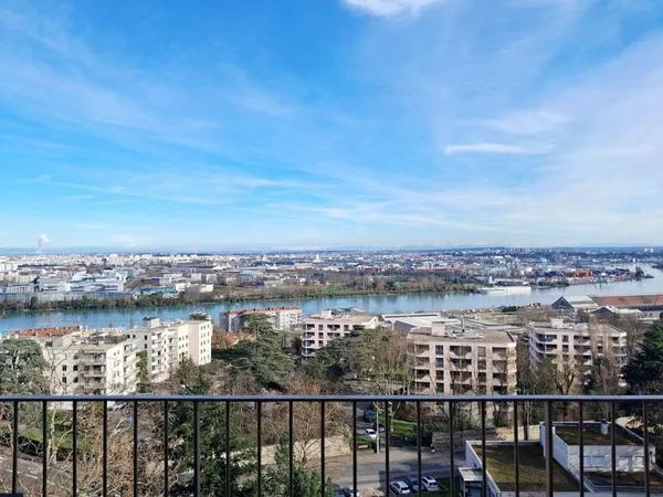 Appartement 4 pièces 94 m²