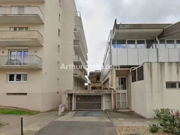 Parking 13 m²