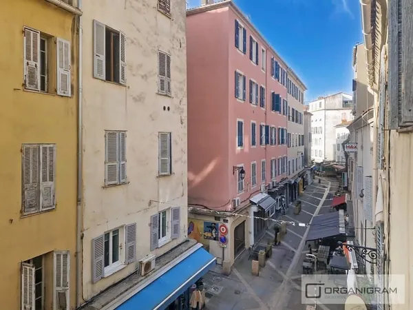 AJACCIO - CENTRE VILLE - T3 52 m²