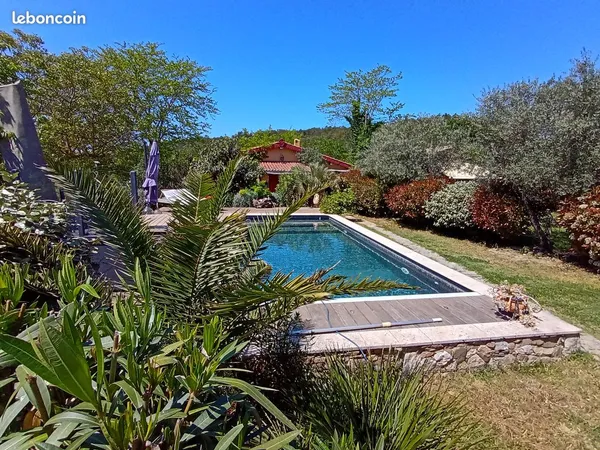 Propriété d'exception au coeur de la nature - Carnoules (Var)