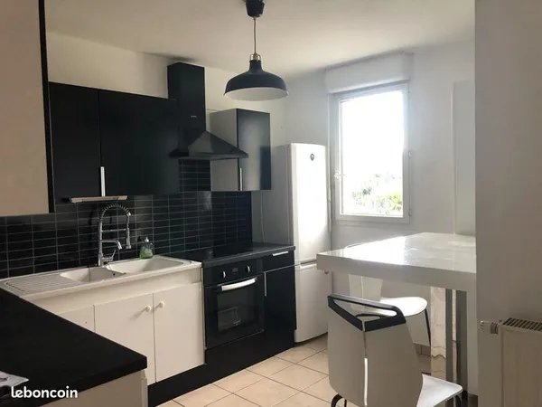 Appartement T2 meublé, garage PMR