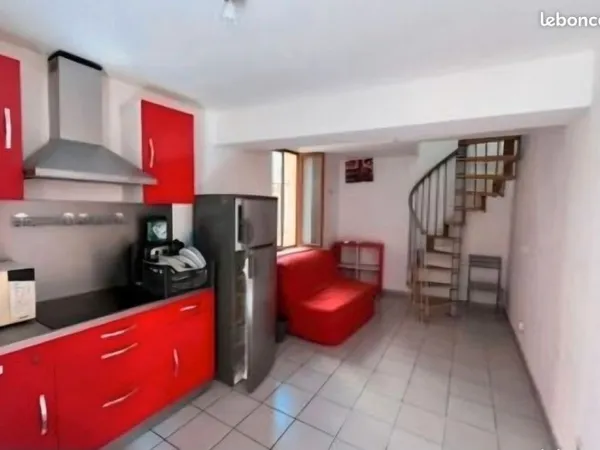F1 maison de village
