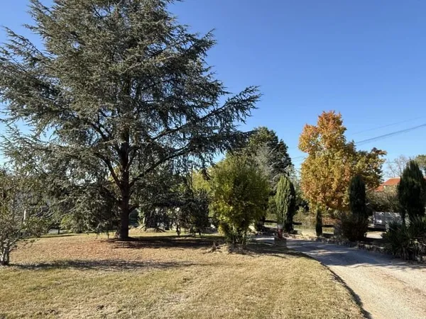 Terrain à vendre - Secteur recherché de Saint-Martial - 669 m²