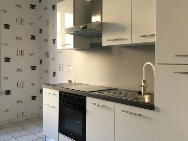 A louer - Appartement 2 pièces 53m2 avec jardin - Proximité