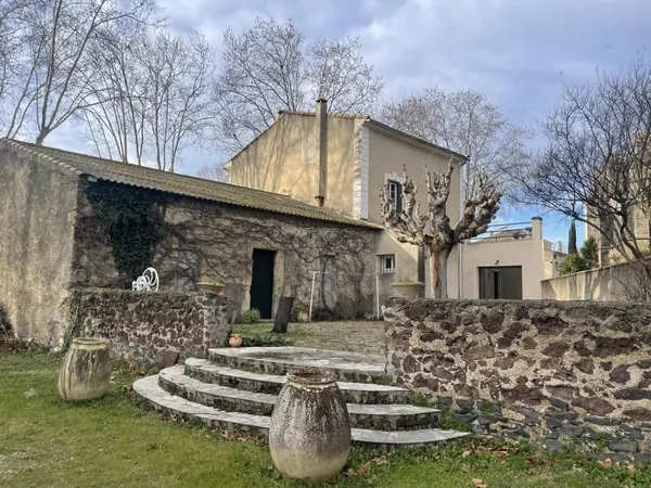 A 5 mn de Pézenas