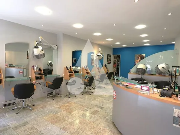Fonds de commerce Coiffure Bagnères de Bigorre 71 m²