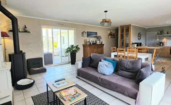 4 chambres, piscine, garage attenant aménageable