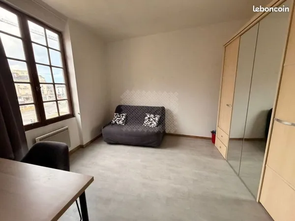 Studio 1 pièce 17 m²