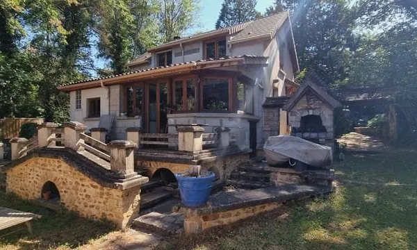 Maison 6 pièces 160 m²