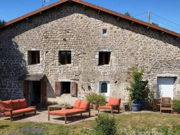 Maison 8 pièces 214 m²