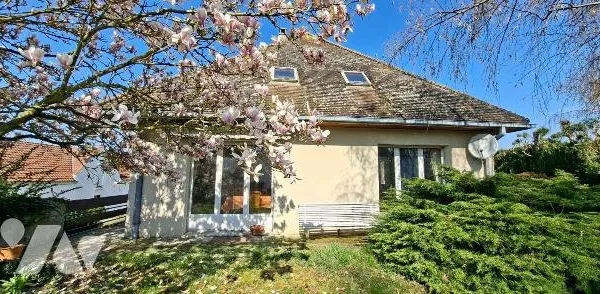 Maison 7 pièces 252 m²
