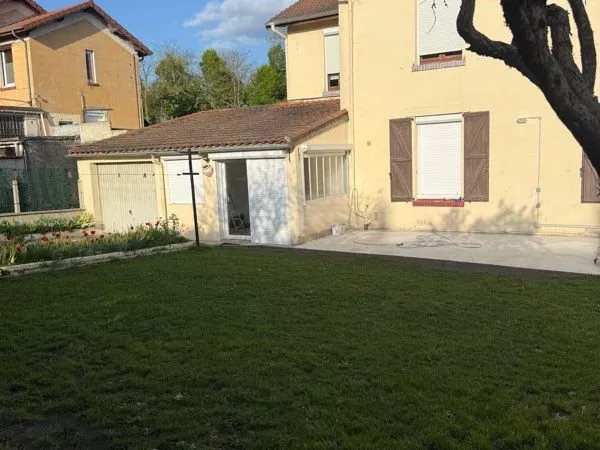 Maison mitoyenne Roche la Molière