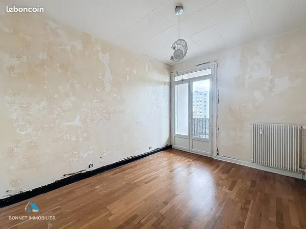 Appartement 6 pièces 102 m²