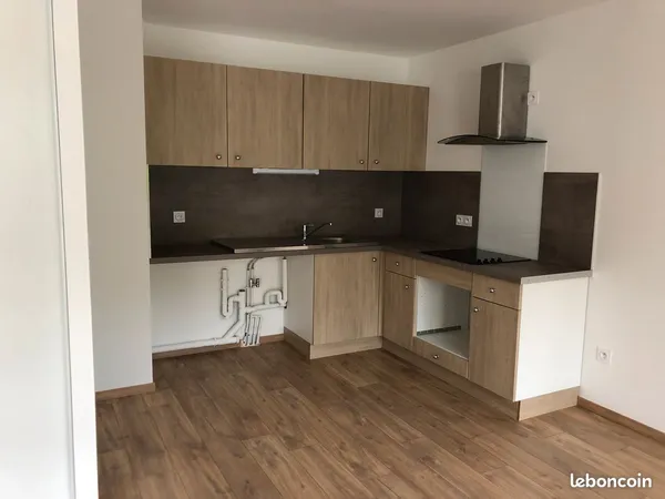 LOUE Appartement Type 2 quartier Landry