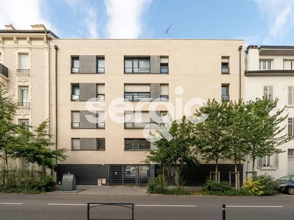 Appartement 3 pièces avec balcon parking cave Nancy Sainte Marie Gare Centre Ville