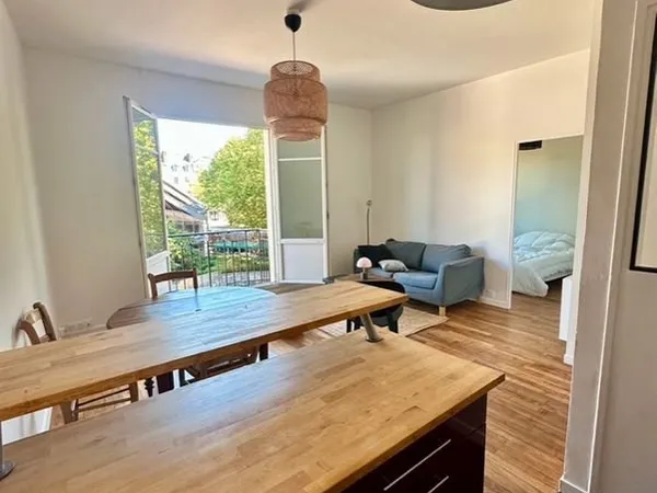 Appartement F3 place du Vieux Marché