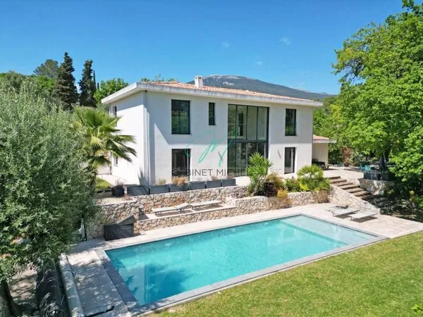 Maison 6 pièces 174 m²
