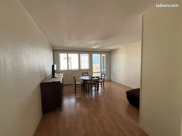 Appartement 4 pièces 81 m²