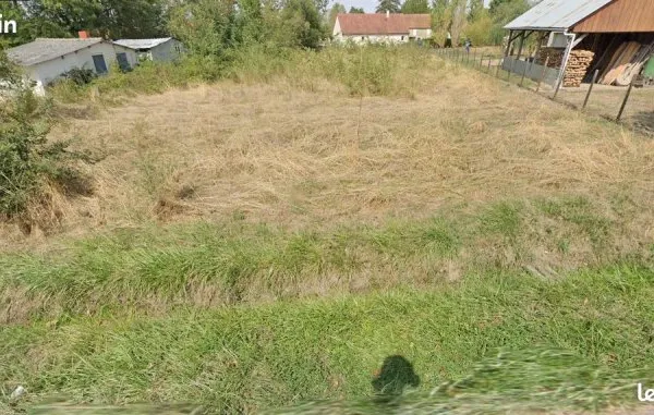 Terrain constructible 1412 m² Cosne-Cours-sur-Loire