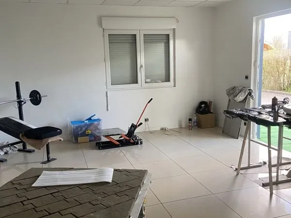 Location bureau albens