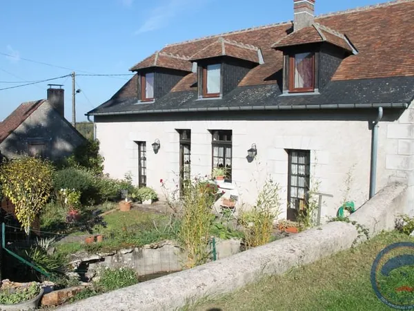 MONTLOUIS-SUR-LOIRE - HUSSEAU