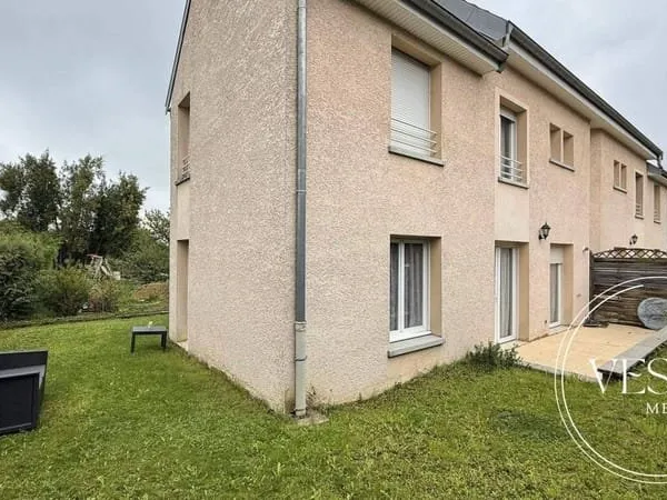 Maison 8 pièces 165 m²