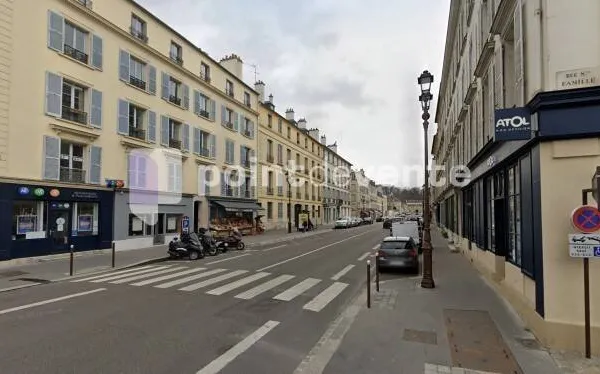 Local commercial 66 m²