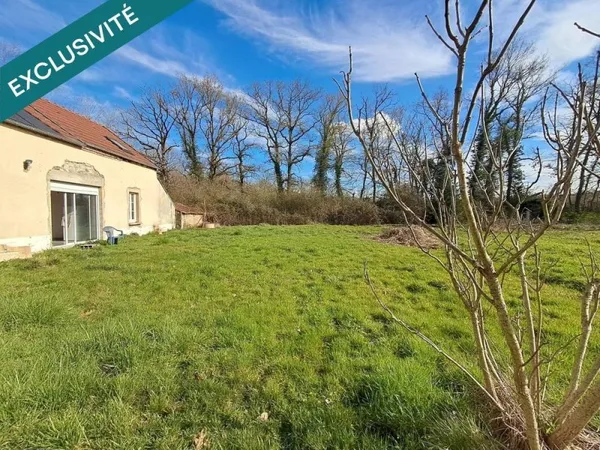 Maison au calme en partie rénovée à 10 min de Cercy la Tour