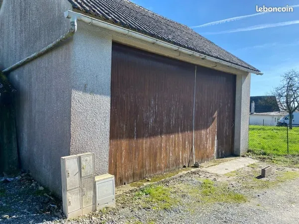 Stationnement Vente Louvetot  200m² 28000€