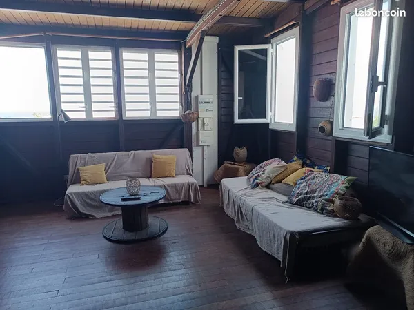 Appartement duplex meublé CC vue panoramique sur mer Boulevard Rougé LE MOULE Guadeloupe