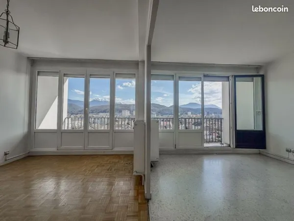 Appartement 4 pièces 77 m²