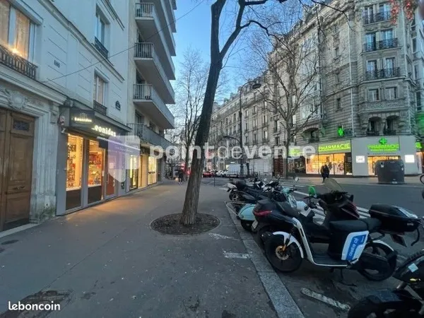 Local commercial 85 m²