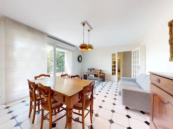 A VENDRE - BD PASTEUR - PONSARDIN - 2 CHAMBRES, BALCONS, GARAGE,