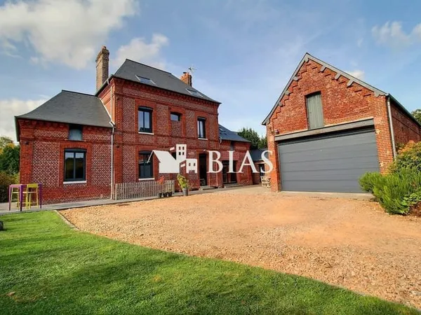 Maison 7 pièces 190 m²