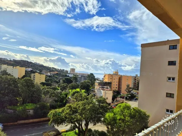 Appartement 3 pièces 77 m²