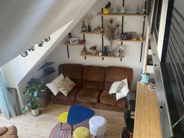 Location au mois appartement plein centre, balcon, parking