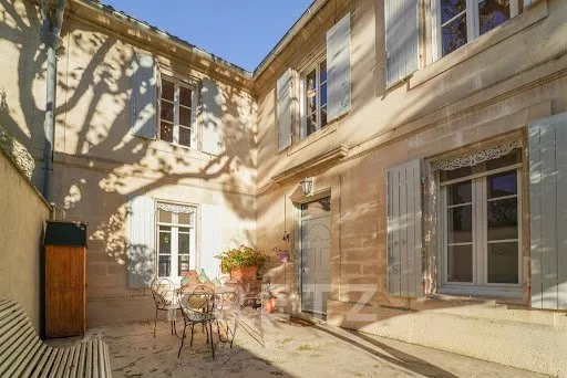 Maison 6 pièces 211 m²