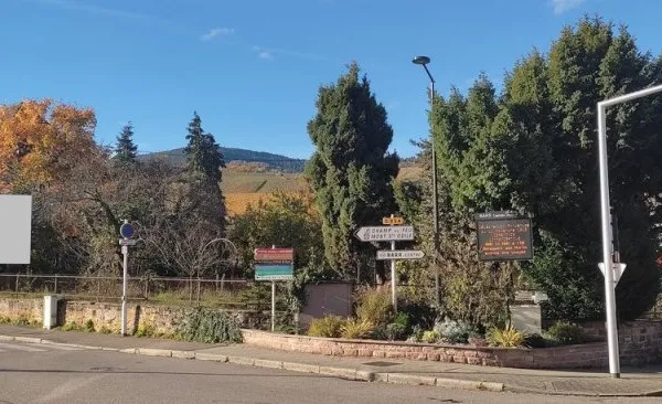 BARR - 7,38 ares - Beau terrain à bâtir en ville