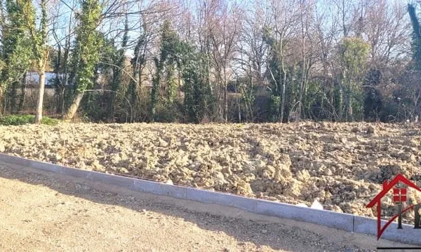 Terrain viabilisé de 603 m2
