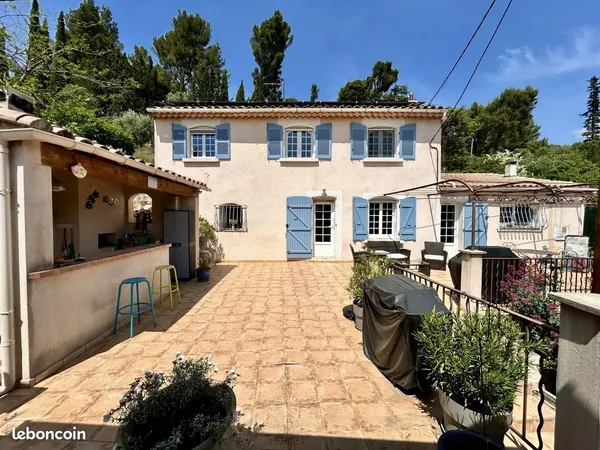 Maison 5 pièces 84 m²