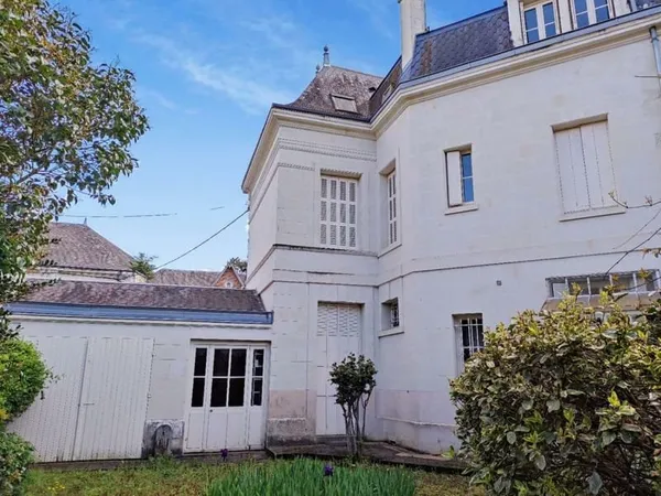Maison bourgeoise Chatellerault 7 pièce(s) 171 m2