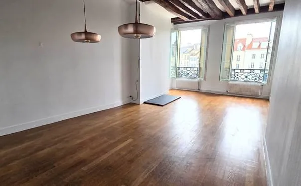 Appartement 4 pièces à louer au centre-ville de Saint Germain en Laye