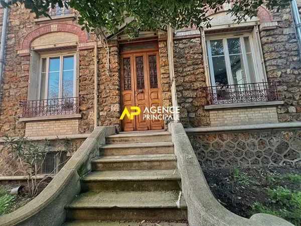Maison 7 pièces 160 m²
