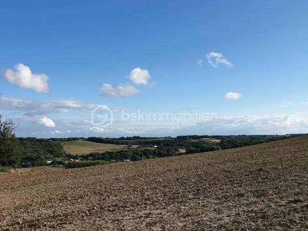 Terrain constructible et viabilisé de 1450 m2 proche Salvagnac
