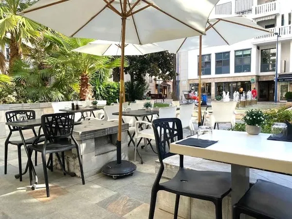Commerce 1 pièce 60 m²