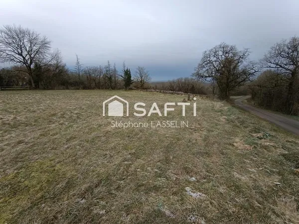 Terrain constructible avec CU et compteur d'eau