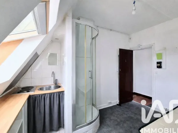 Appartement 1 pièce 9 m²